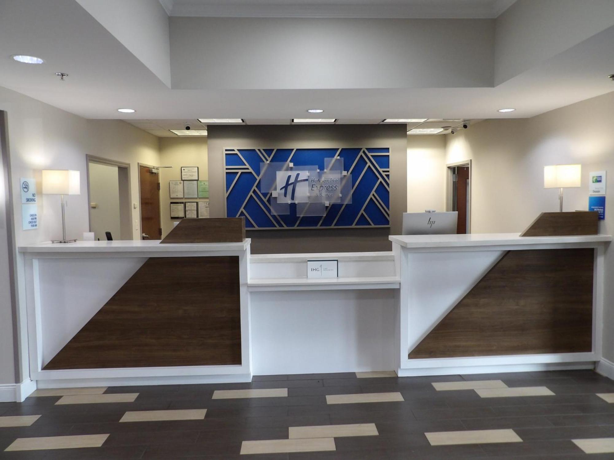 מדיסון Holiday Inn Express & Suites - Huntsville Airport By Ihg מראה חיצוני תמונה