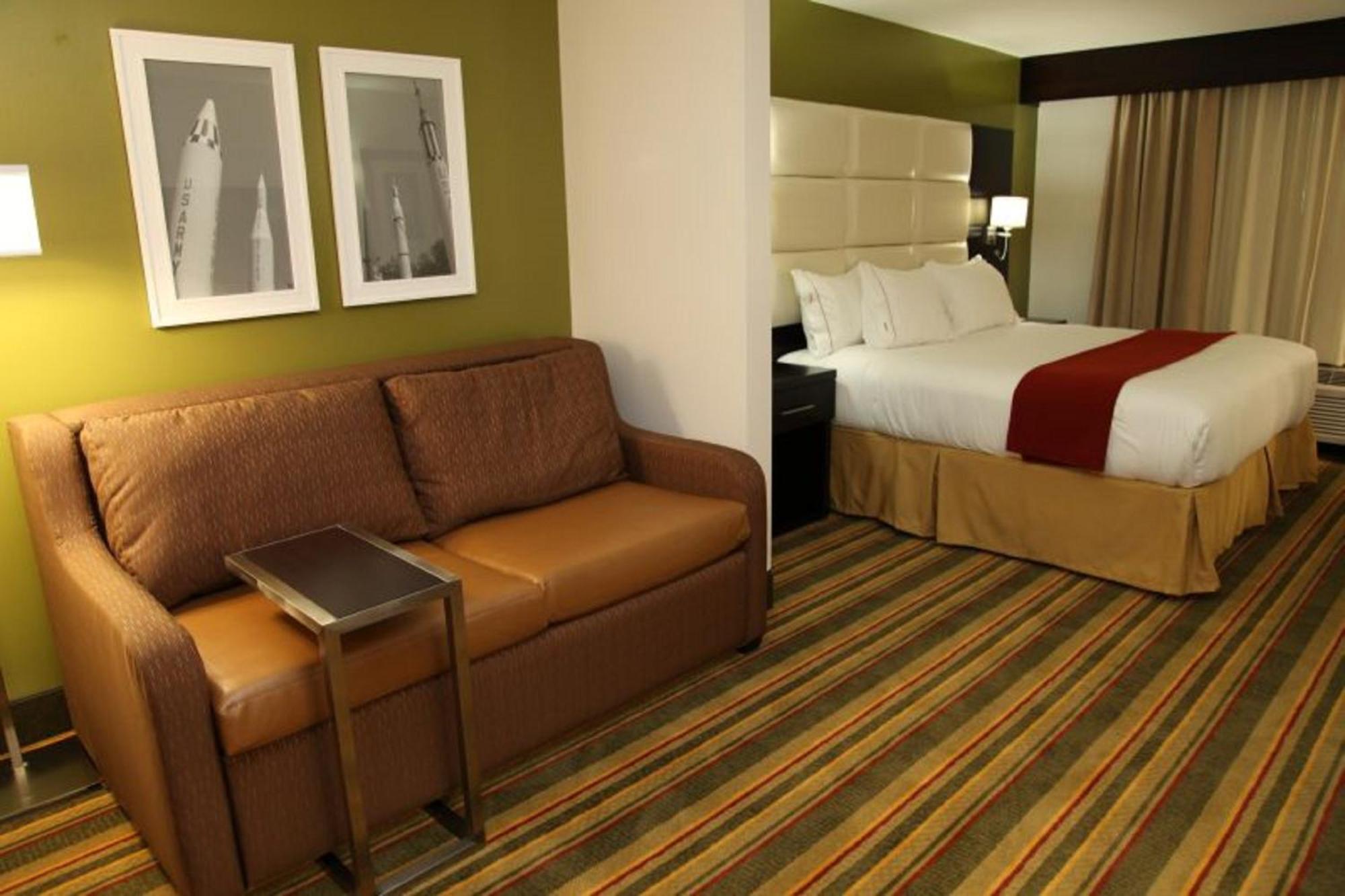 מדיסון Holiday Inn Express & Suites - Huntsville Airport By Ihg מראה חיצוני תמונה