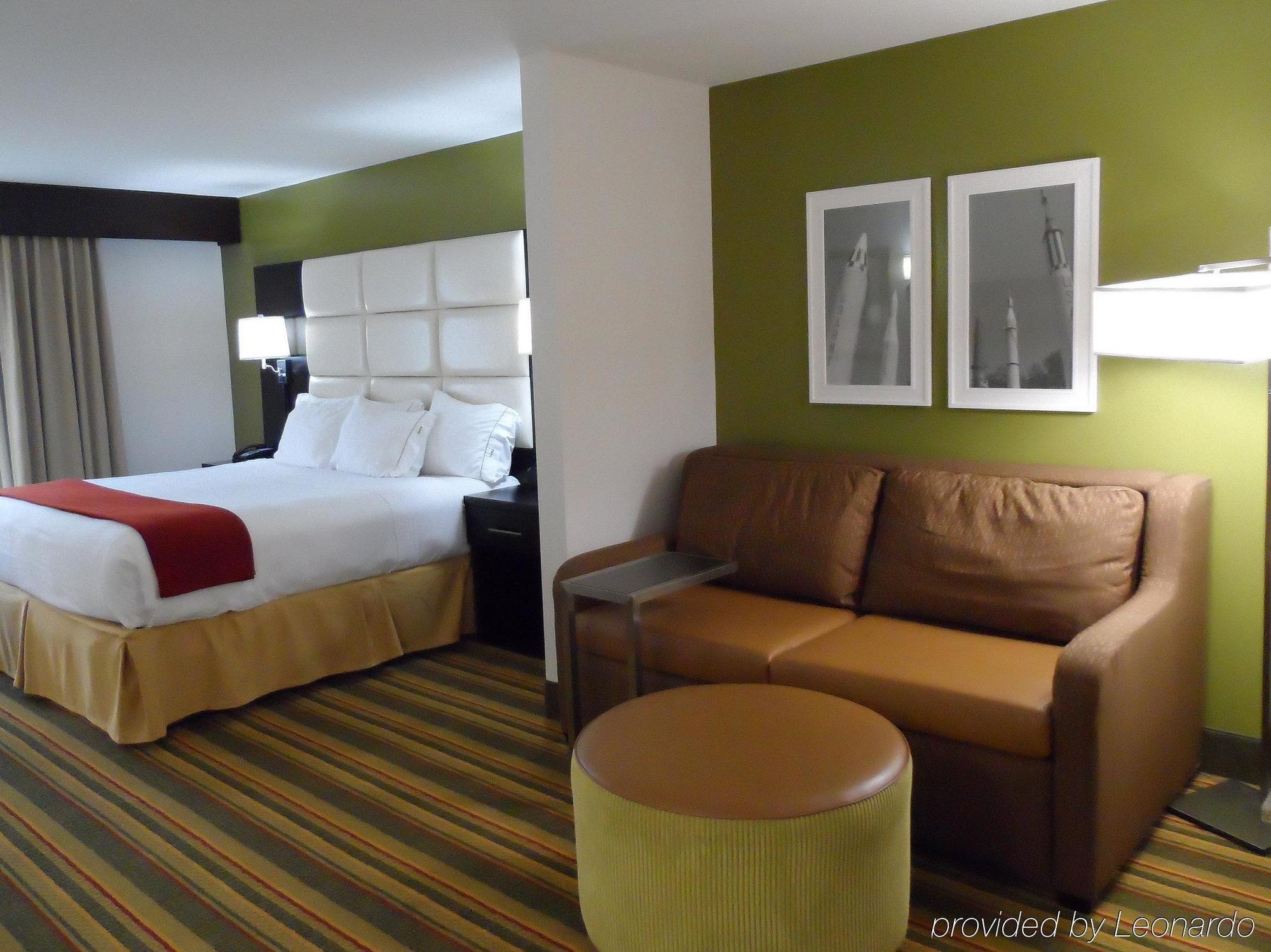 מדיסון Holiday Inn Express & Suites - Huntsville Airport By Ihg מראה חיצוני תמונה